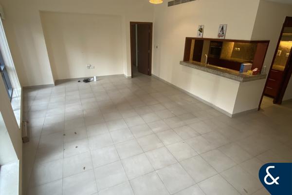 Large Layout | Balcony | One Bedroom Apt