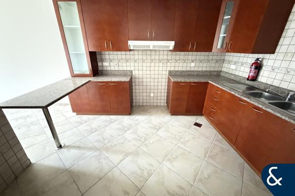 Ground Floor | Large Layout | Vacant Now