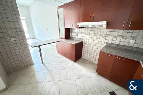 Ground Floor | Large Layout | Vacant Now