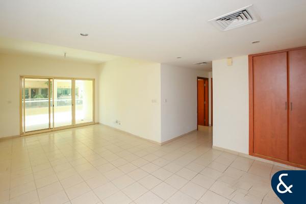 Vacant On Transfer | 2 Bedroom | Corner Unit