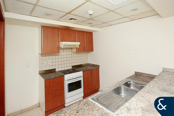 Vacant On Transfer | 2 Bedroom | Corner Unit