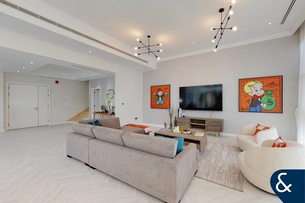 Rare Layout | Huge Terrace | Vacant on Transfer