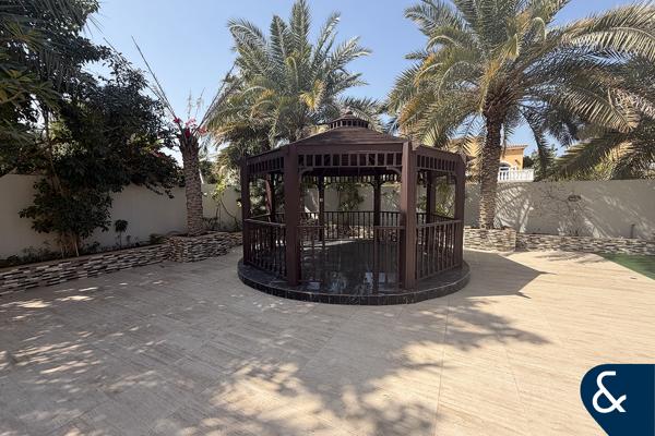 Upgraded | Big Plot | Unfurnished | 5 Beds