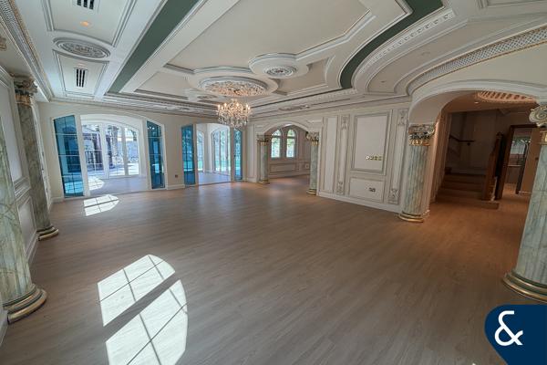 Upgraded | Big Plot | Unfurnished | 5 Beds