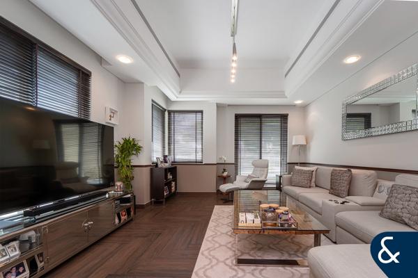 Upgraded C1 Villa | 5 Br + Maids | Golf View
