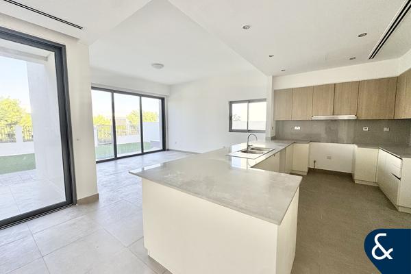 Vacant | Unfurnished | Largest E5 Plot
