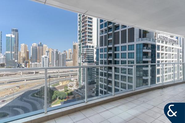 Large layout | Vacant | Marina view | One Bed