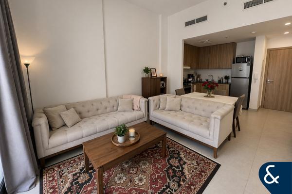 1 Bedroom | Mid Floor | Pool/Park View