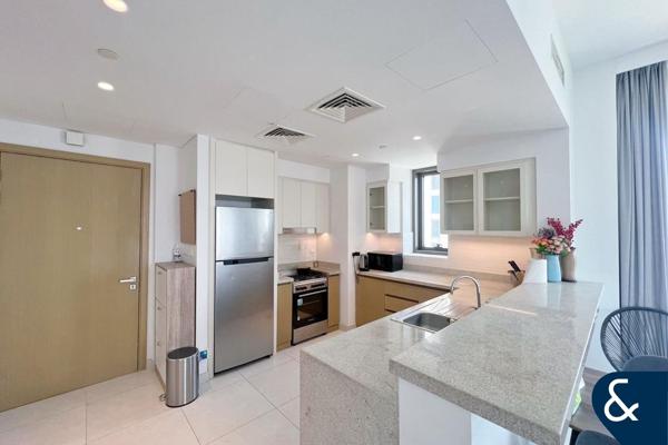 Furnished | 2 Bed | Semi Closed Kitchen