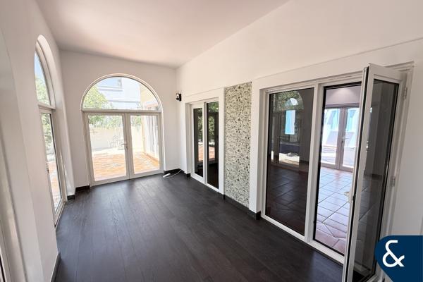 Valencia Type | 5 Beds | Vacant | View Now