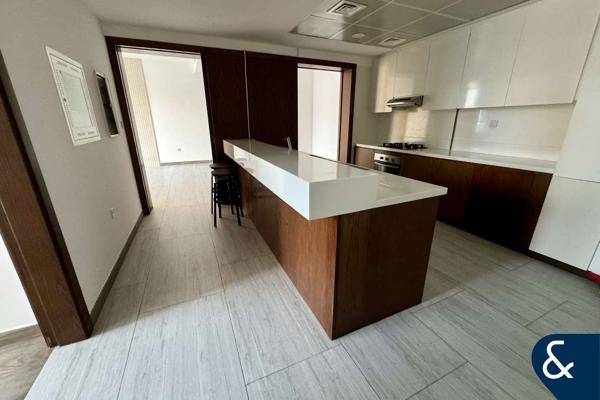 2 bedroom | Fantastic Views  | Unfurnished