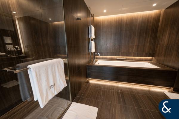 One Bedroom | Exclusive | Top Floor | VOT