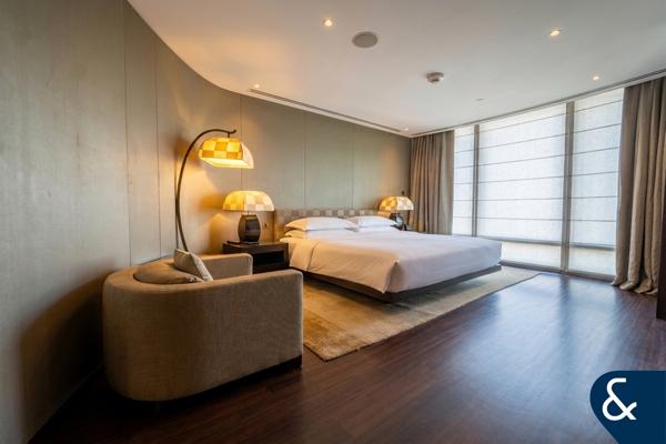 One Bedroom | Exclusive | Top Floor | VOT