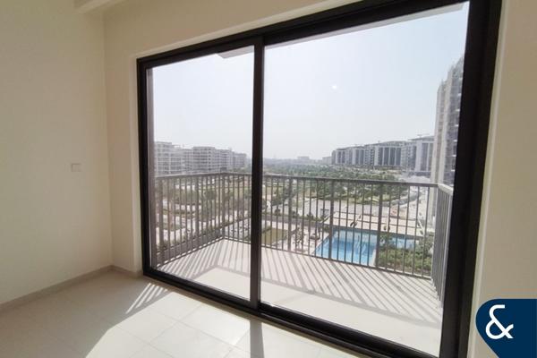 Stunning Green Views | Spacious | Open-Plan