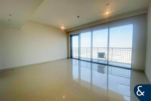 Huge Layout | High Floor | Vacant On Transfer