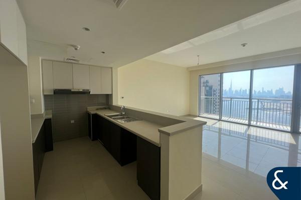 Vacant | Downtown Skyline Views | High Floor