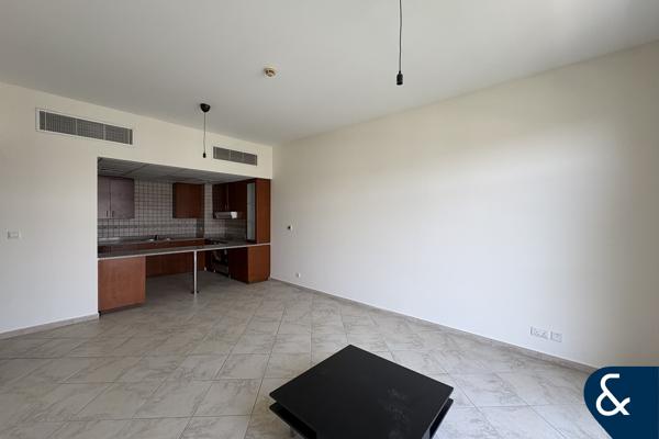 Spacious Layout | 2 Bed | Prime Location