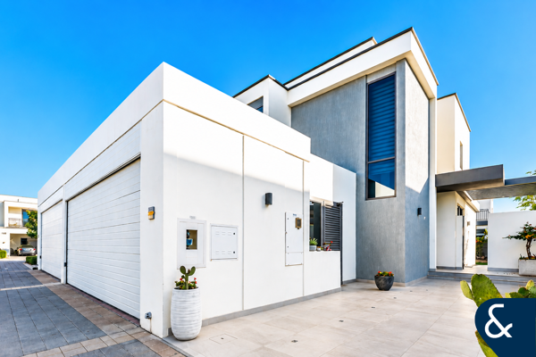 Exclusive | Upgraded | Landscaped | View Today