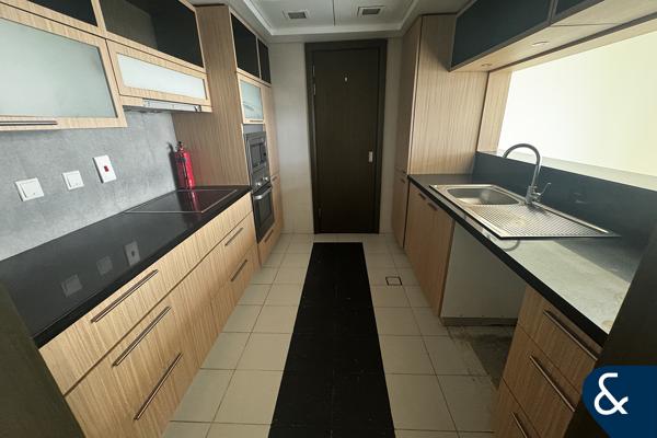 Modern 2 Bed | City Views | Unfurnished