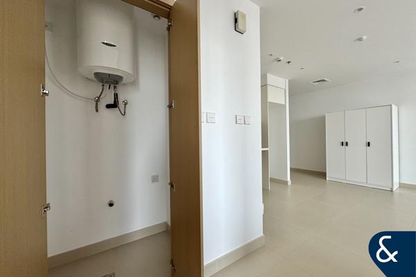 Park Views | Modern | 1 Bedroom