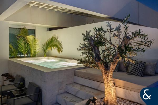 3 Bed | 3,501 Sq Ft | Upgraded | Private Pool