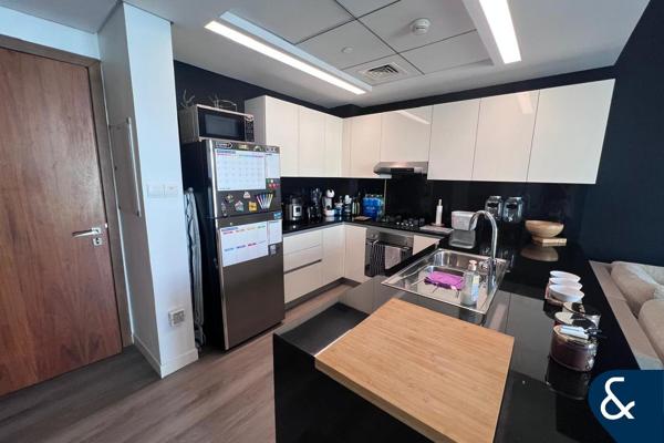 1 Bed | Large Balcony | Fully Furnished