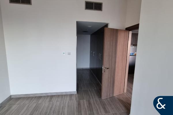 1 Bed | Lake + Almas Views | Balcony | Rented