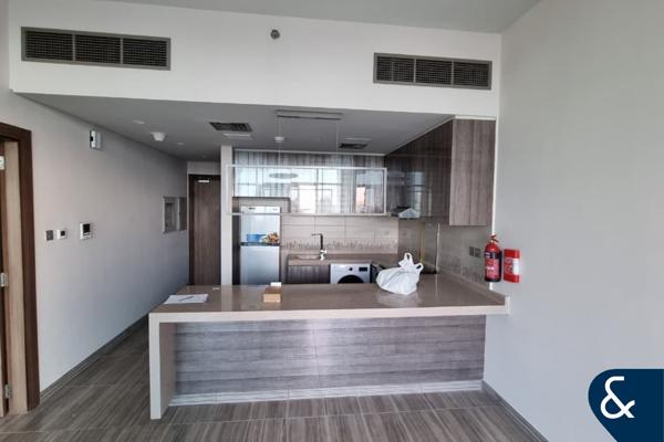 1 Bedroom | Marina View | Lake View | VOT