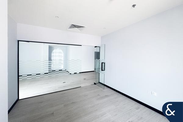 Partitioned | Office Space | Bright Area