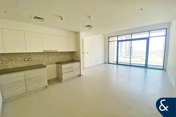1 Bedroom | Large Layout | Prime Location