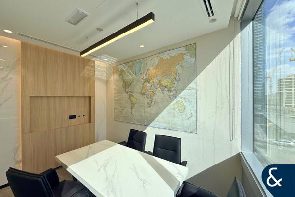 Premium Office Space | Vacant | Furnished