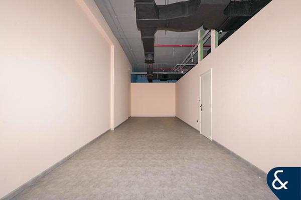 Fitted Workspace | Prime Address | Spacious