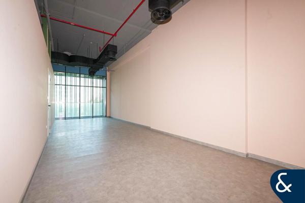 Fitted Workspace | Prime Address | Spacious
