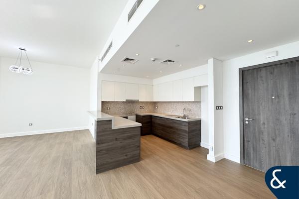 Stunning Water Views | Low Floor | Upgraded