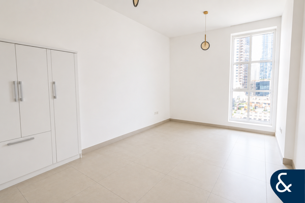 Vacant | Unfurnished | Flexible Cheques