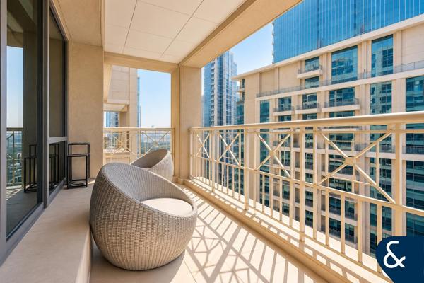 Spacious Layout | Fountain Views | High Floor