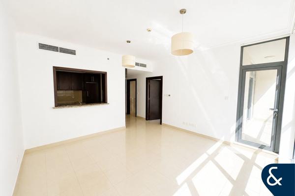Large 1 Bed | Vacant | Spacious Layout
