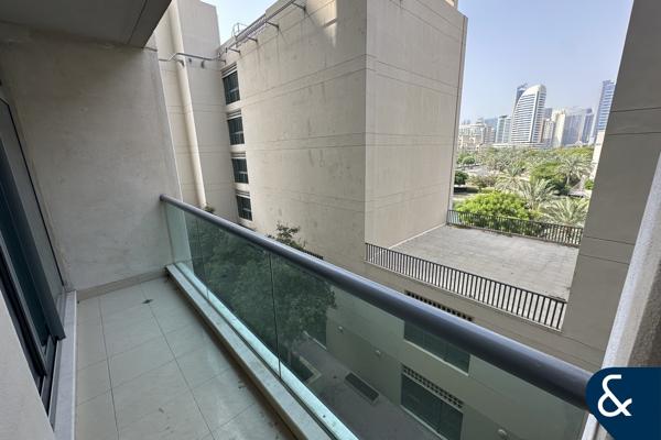 Large 1 Bed | Vacant | Spacious Layout