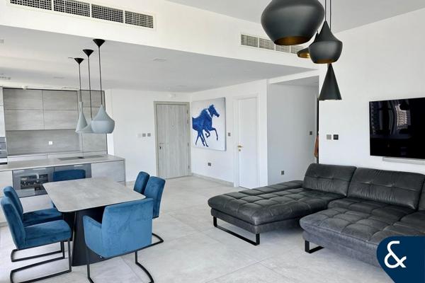 Upgraded  | Corner Unit  | Vacant on Transfer