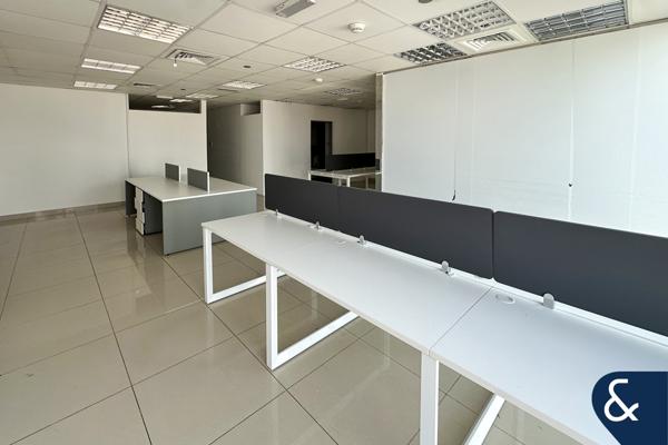 Quality Fit Out | Vacant | Near Metro