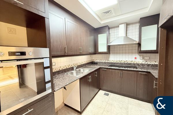 Spacious | 4 Beds + Maids | Naseem | Vacant