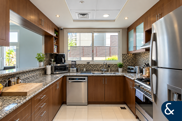 Exclusive | Independent Villa | Single Row