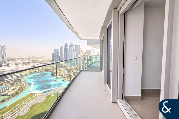 Premium | Burj Khalifa View | 3 Bed + Maid