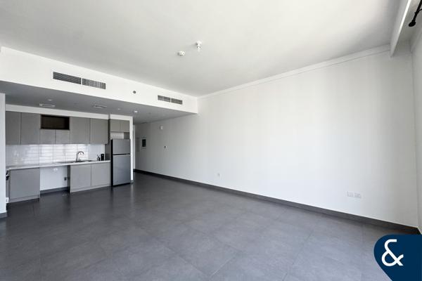 High Floor | Modern | Appliances Included