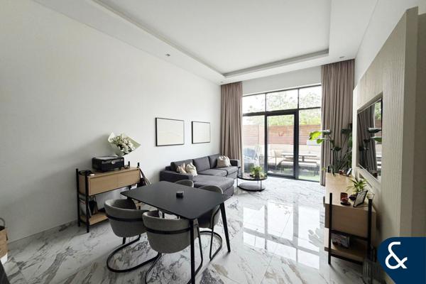 Vacant on transfer | Huge space |Great Price