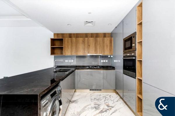 Vacant on transfer | Huge space |Great Price