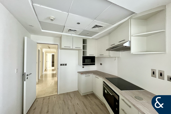 3 Beds + Study | Unfurnished | Marina Views