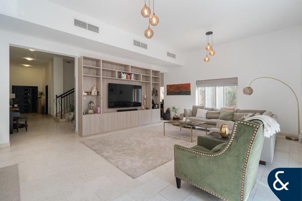 Exclusive B2 Mazaya | Corner Plot | 5 Beds