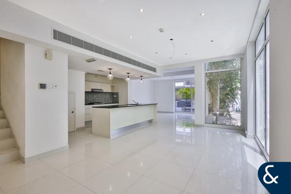 3 Bed+Study Corner Unit | Vacant on transfer