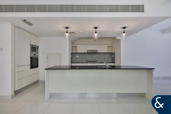 3 Bed+Study Corner Unit | Vacant on transfer